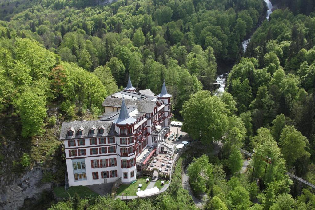 Grand Hotel Giessbach hero image