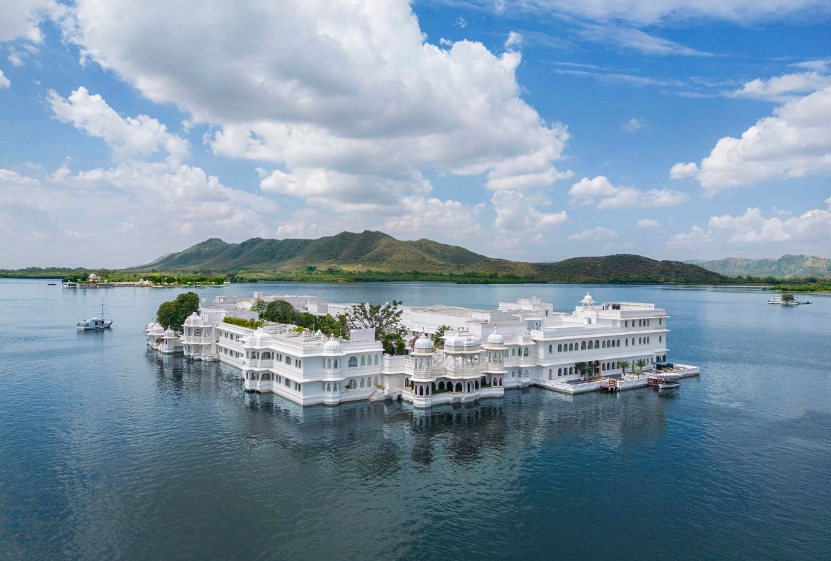 Lake Palace Hotel Udaipur hero image