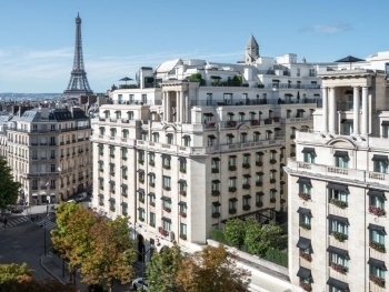 Four Seasons Hotel George V Paris hotel image