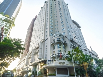 Grand Hotel Saigon image