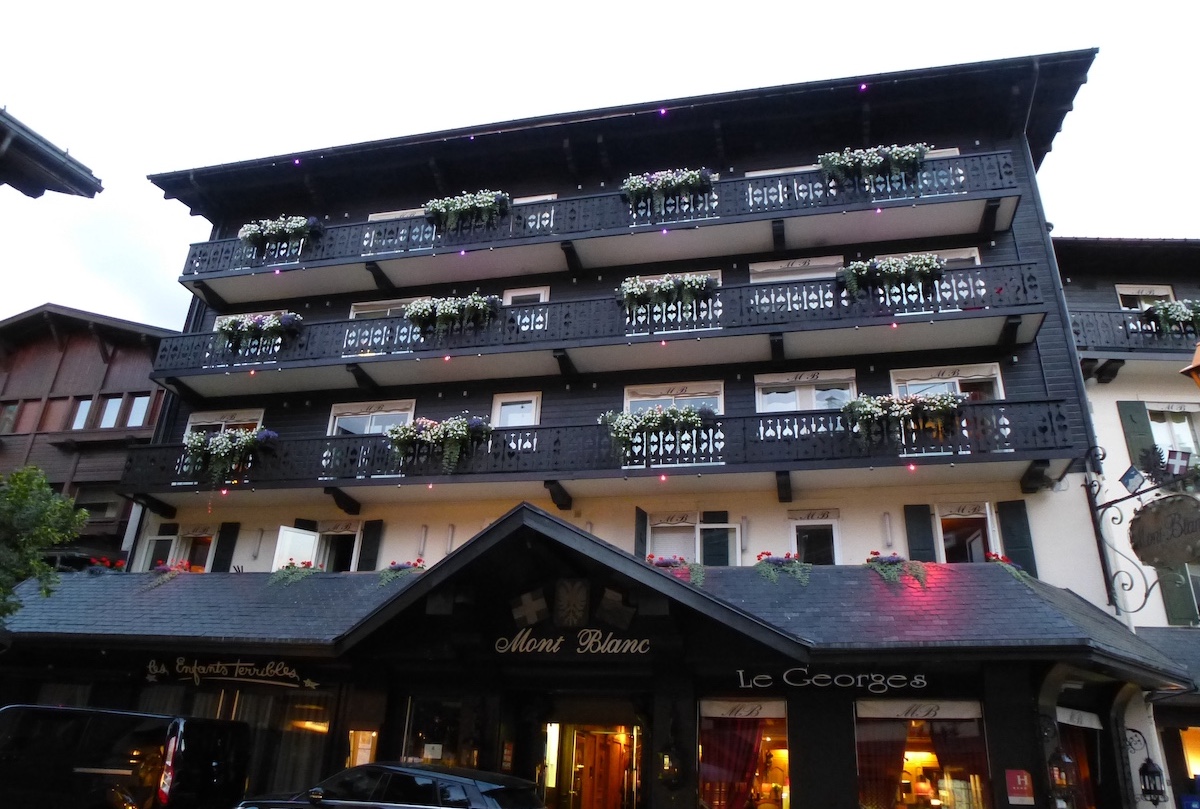 Hotel Mont Blanc Megève hero image